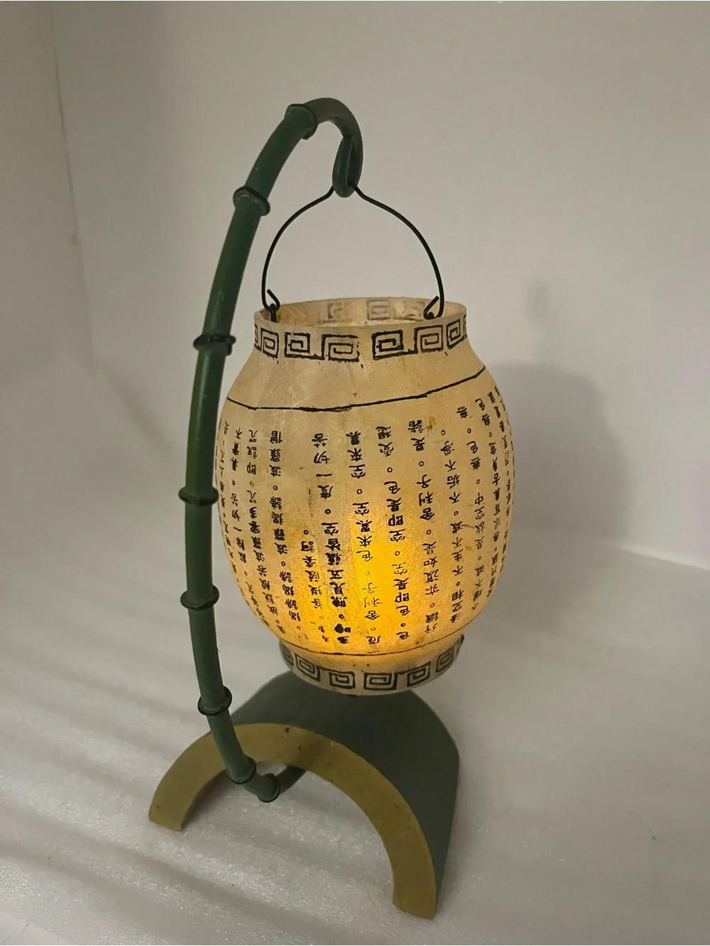 N/A decorative yellow